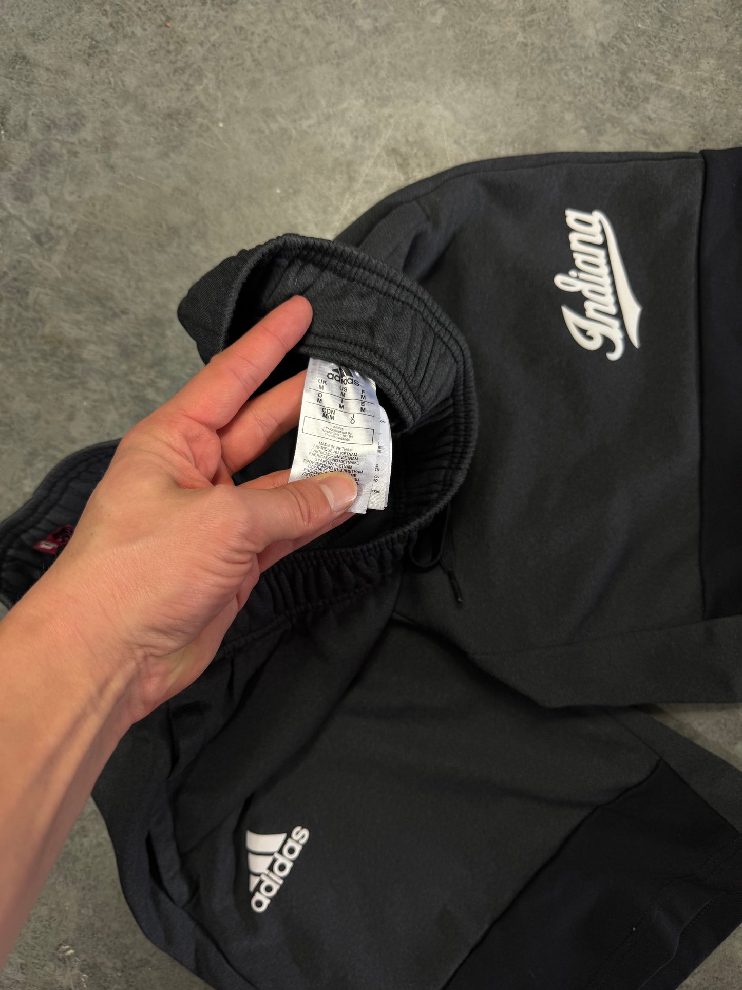 Modern Shorts Medium