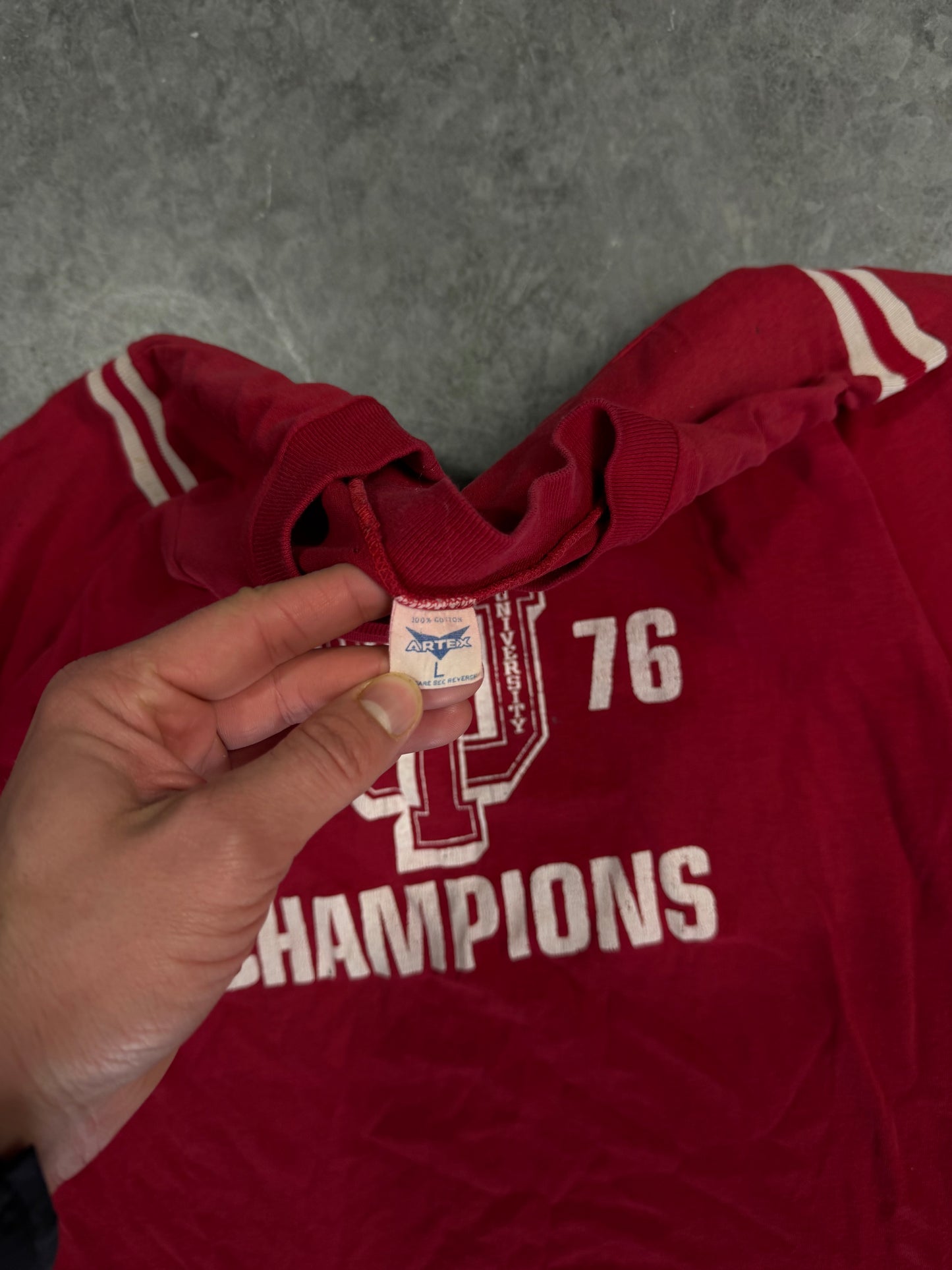 1976 Champs Half Sleeve L/M