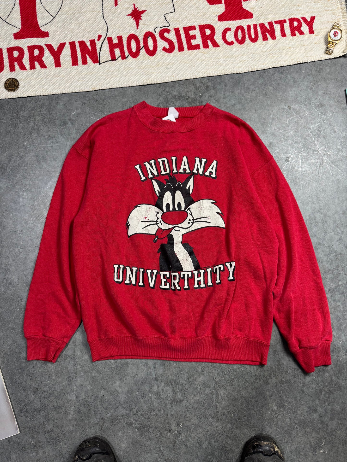 Looney Toons Crew Large