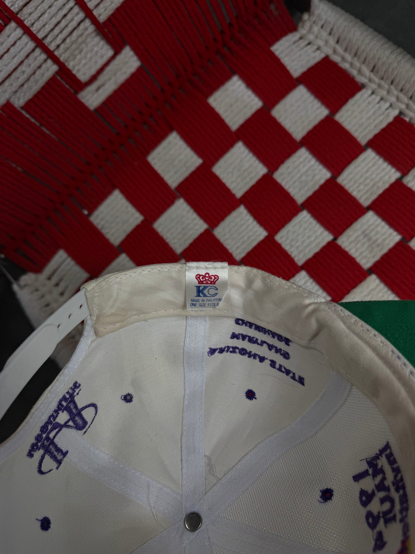 1994 Maui Invitational Team issued hat