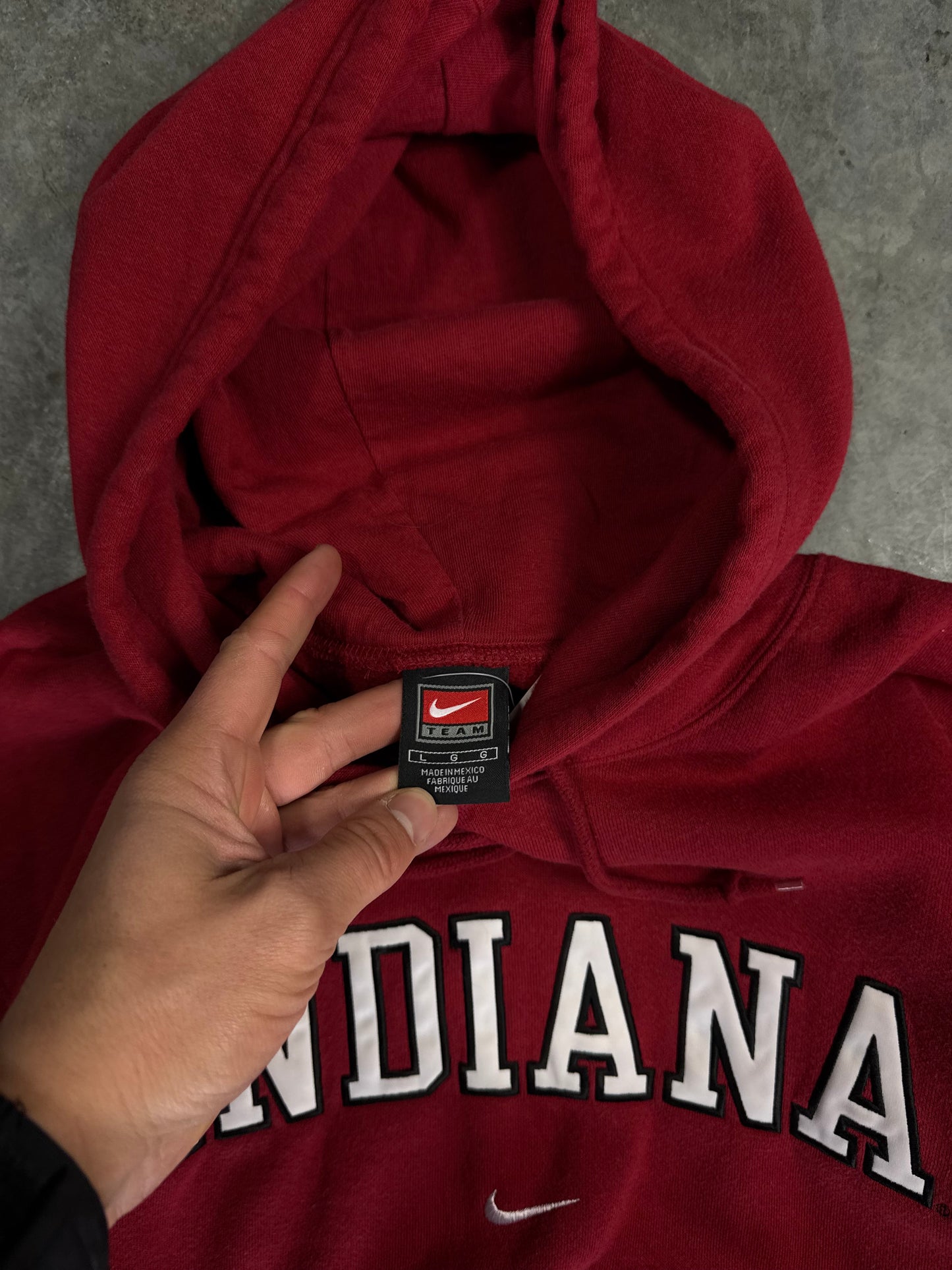 IU NIKE Hoodie Large