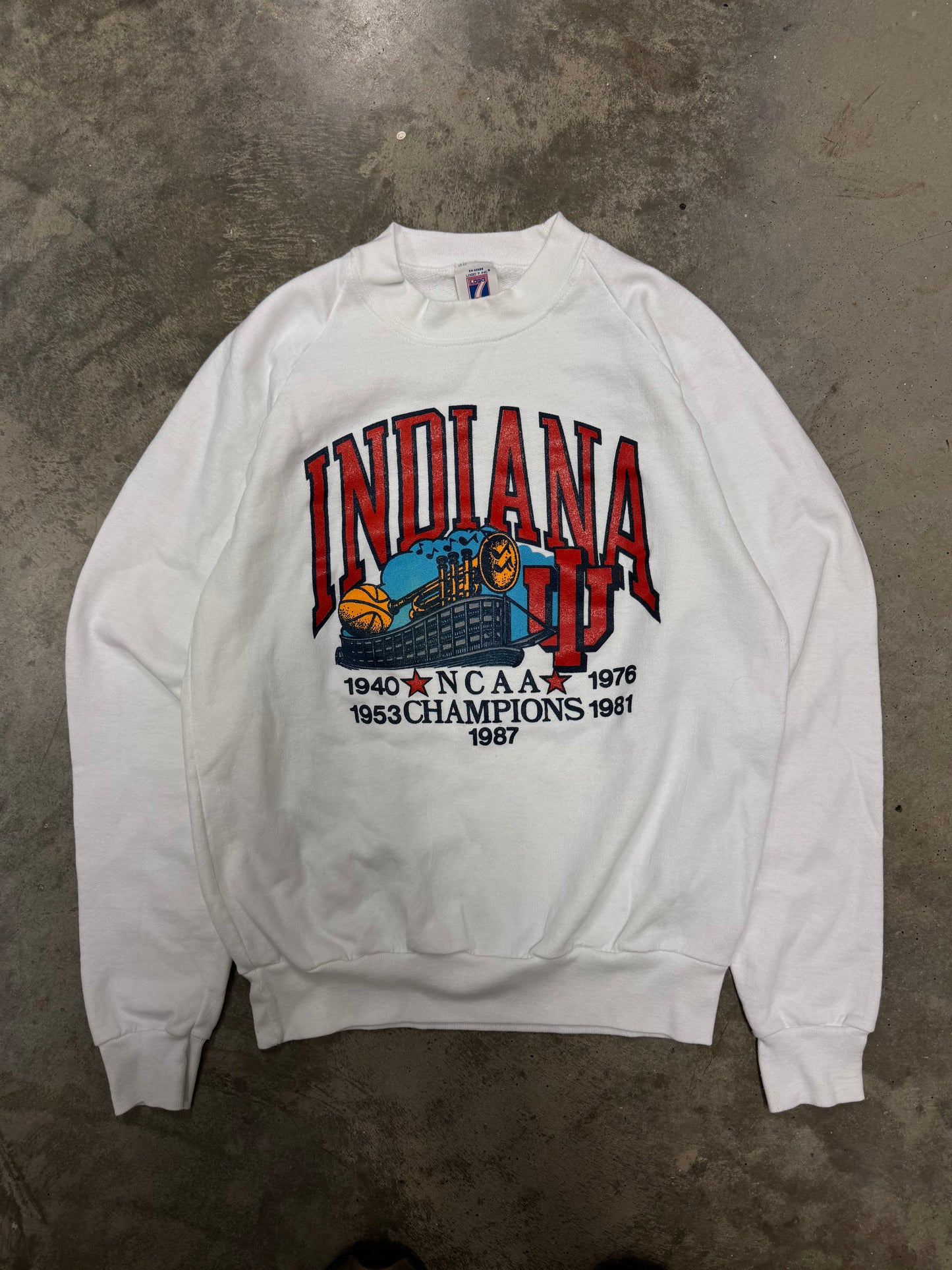 1987 Champs Crew Small